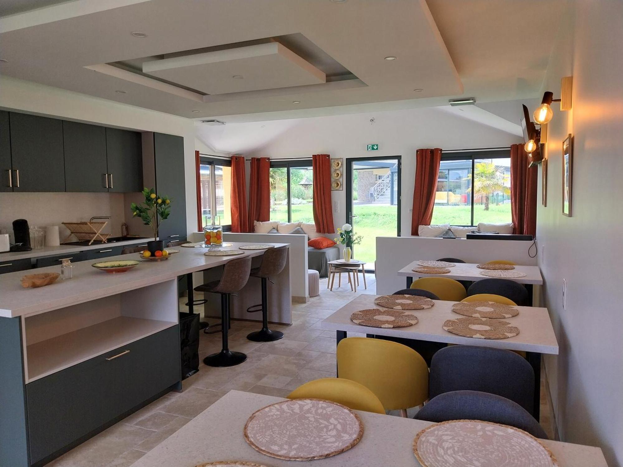 Logis Hotel Restaurant Cruzel Maurs Екстер'єр фото
