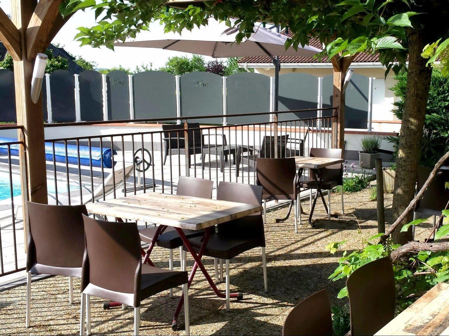 Logis Hotel Restaurant Cruzel Maurs Екстер'єр фото